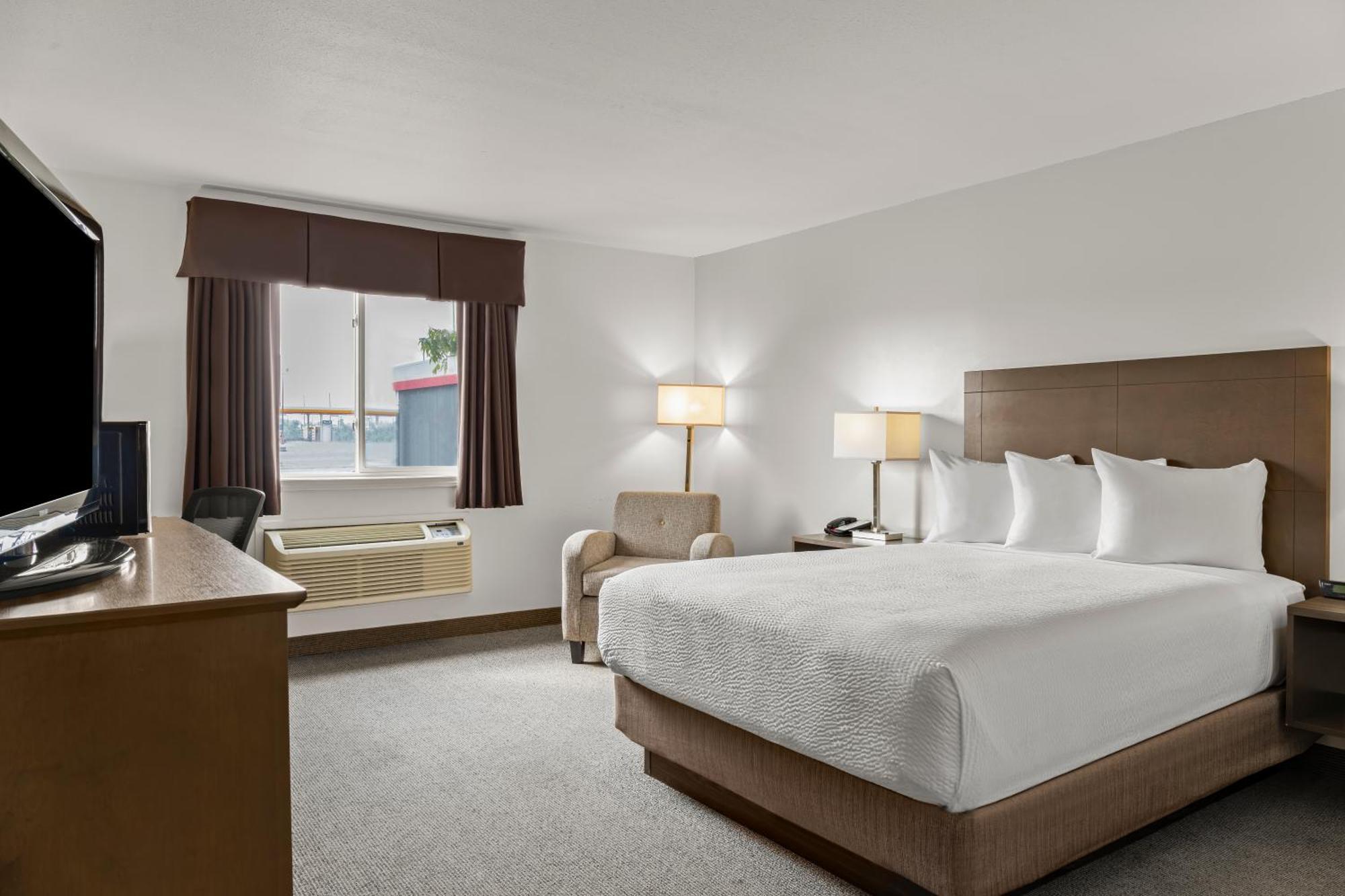 Days Inn By Wyndham Steinbach Zewnętrze zdjęcie